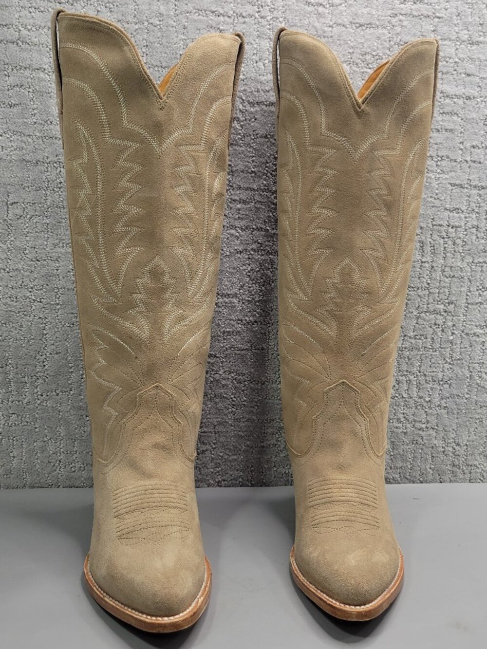 Tecovas The Abby Women's Size US 10.5BW Driftwood Suede Cowgirl Boots.